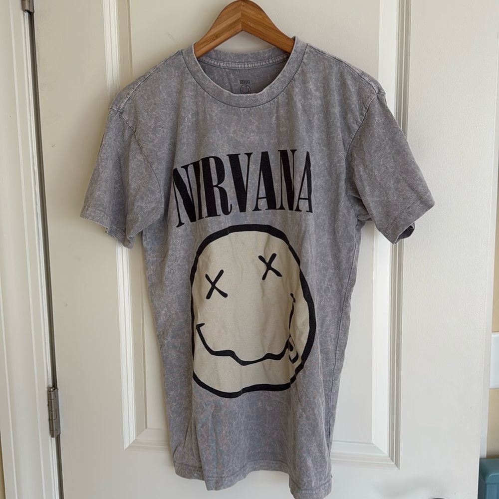 Womens graphic tee shirt